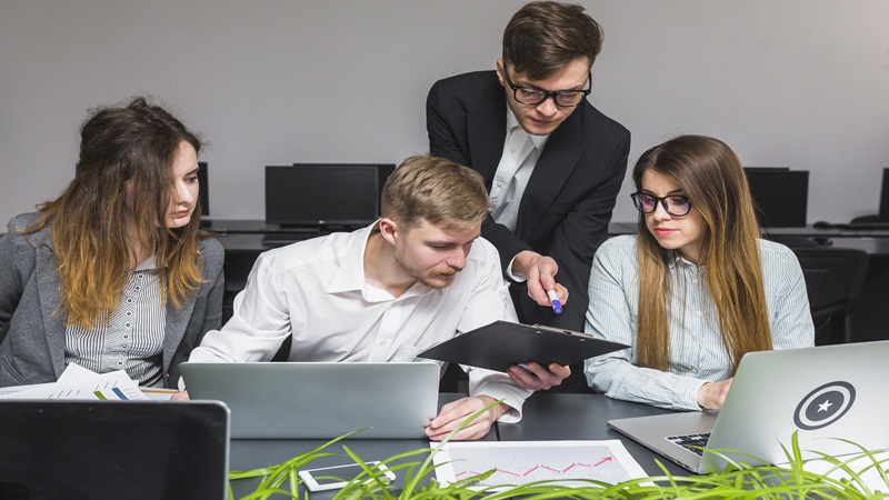 Why HRIS Integration Software Is Crucial for Streamlining HR Processes and Enhancing Employee Experience