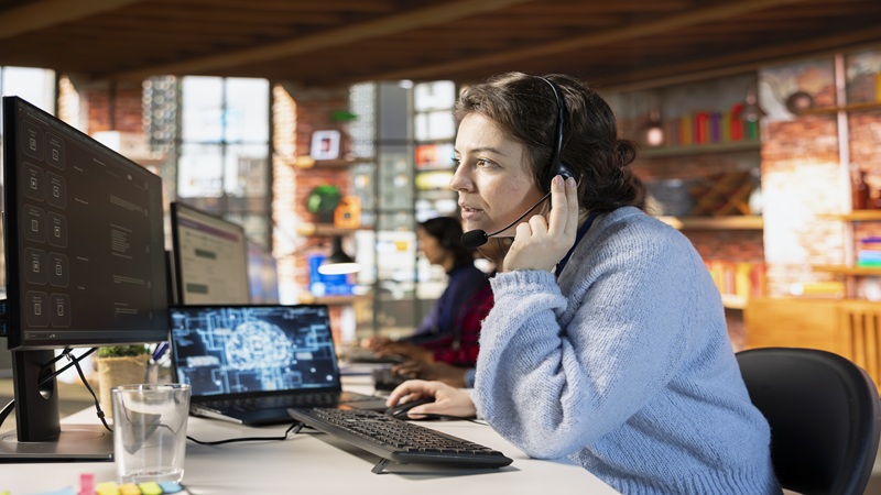 Business Owners: What to Look for in Contact Center Software Solutions